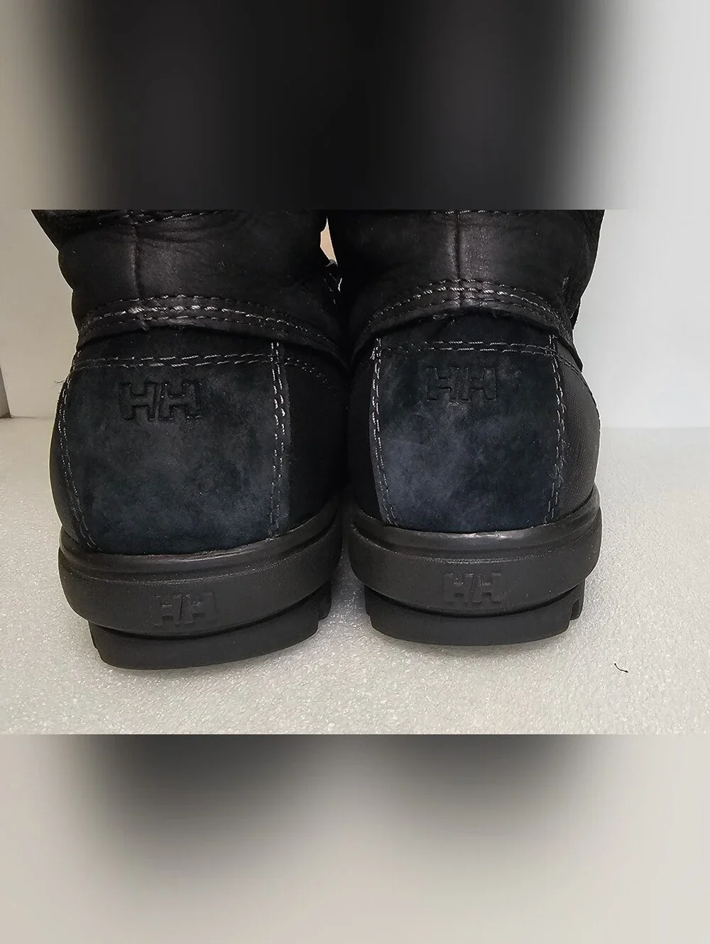 Helly Hansen Garibaldi VL Women Winter Boots 8.5 Black Faux Fur Waterproof